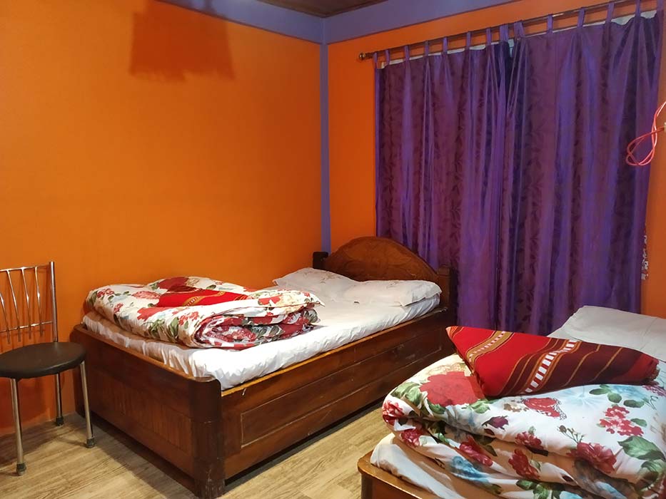 Glorious Holiday Chota Mangwa